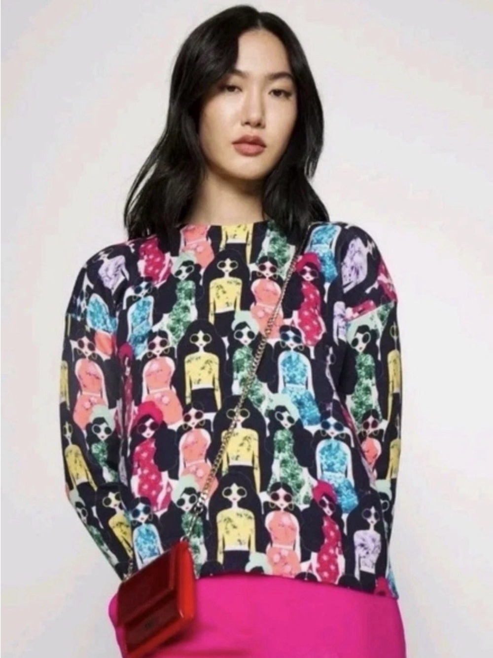 Alice + Olivia Gleeson Rainbow Stace Face Squad Print Sweater size small